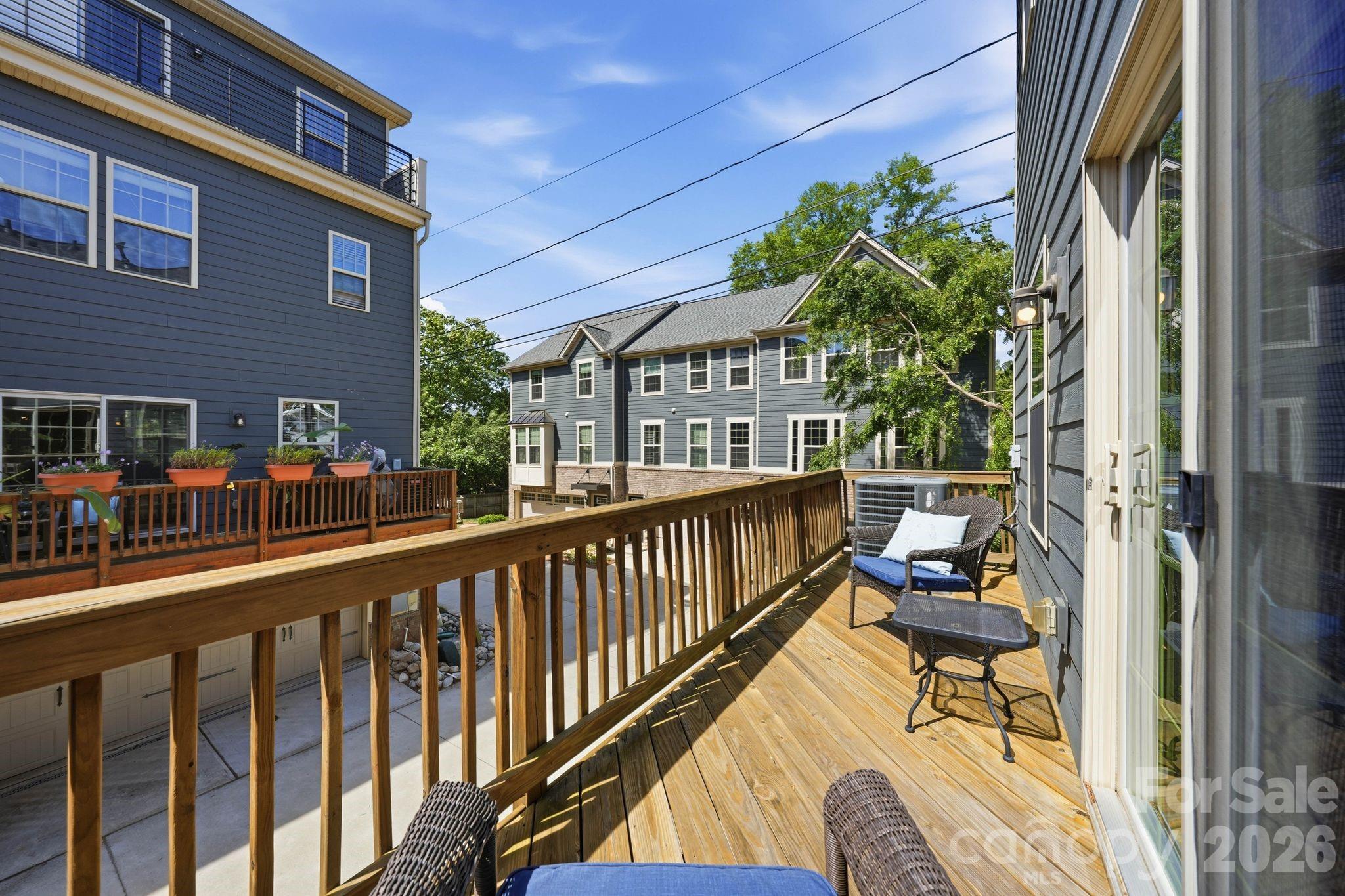 1221 Queen Lyon Court Charlotte NC 28205