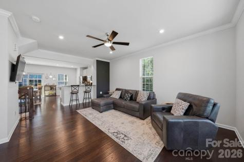 1221 Queen Lyon Court Charlotte NC 28205