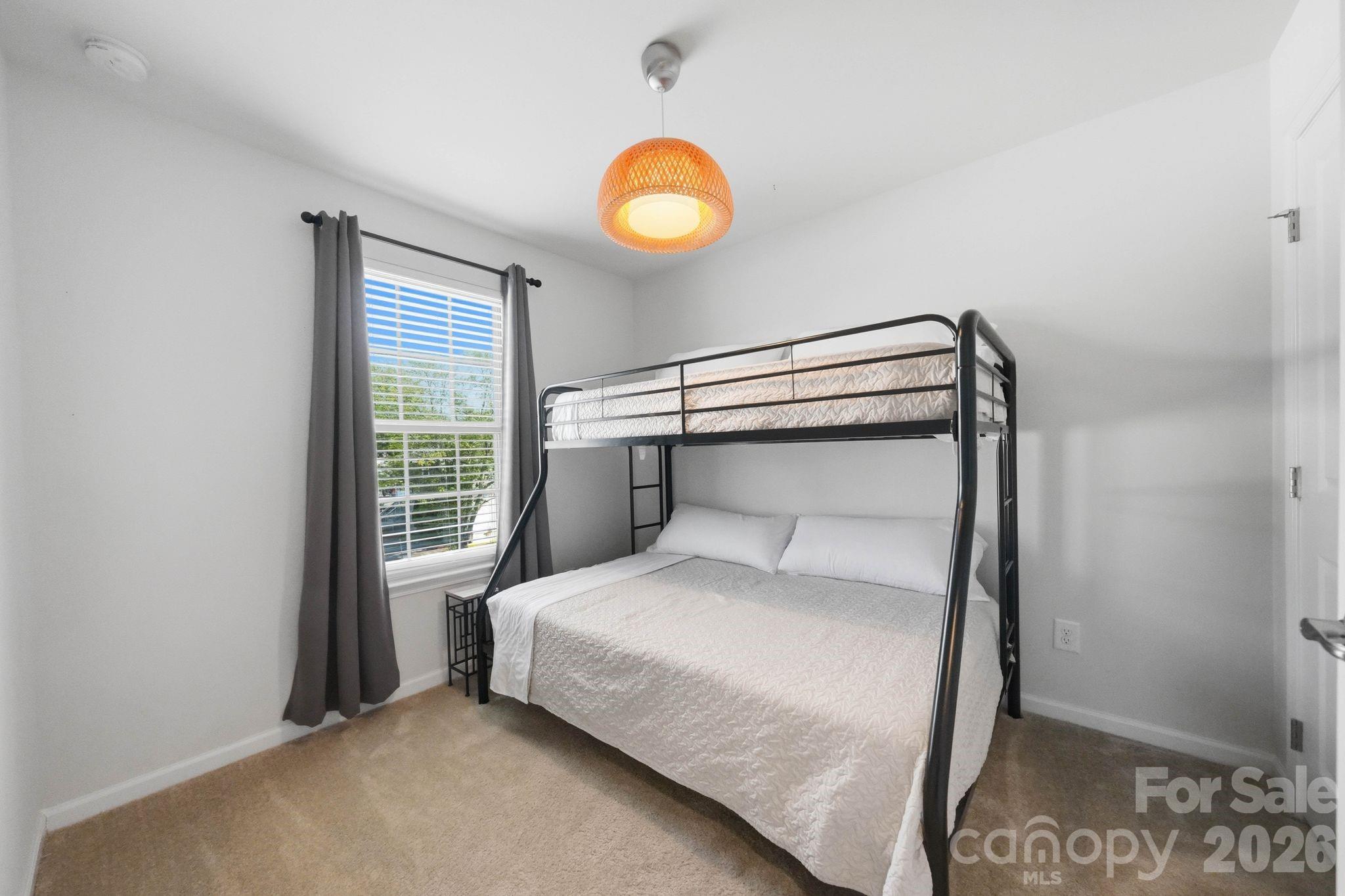 1221 Queen Lyon Court Charlotte NC 28205