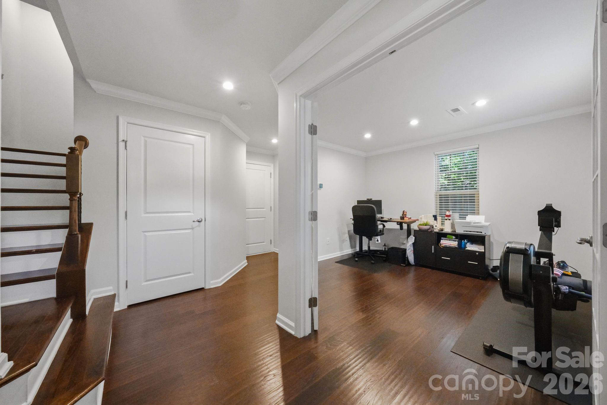 1221 Queen Lyon Court Charlotte NC 28205