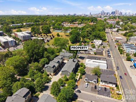 1221 Queen Lyon Court Charlotte NC 28205