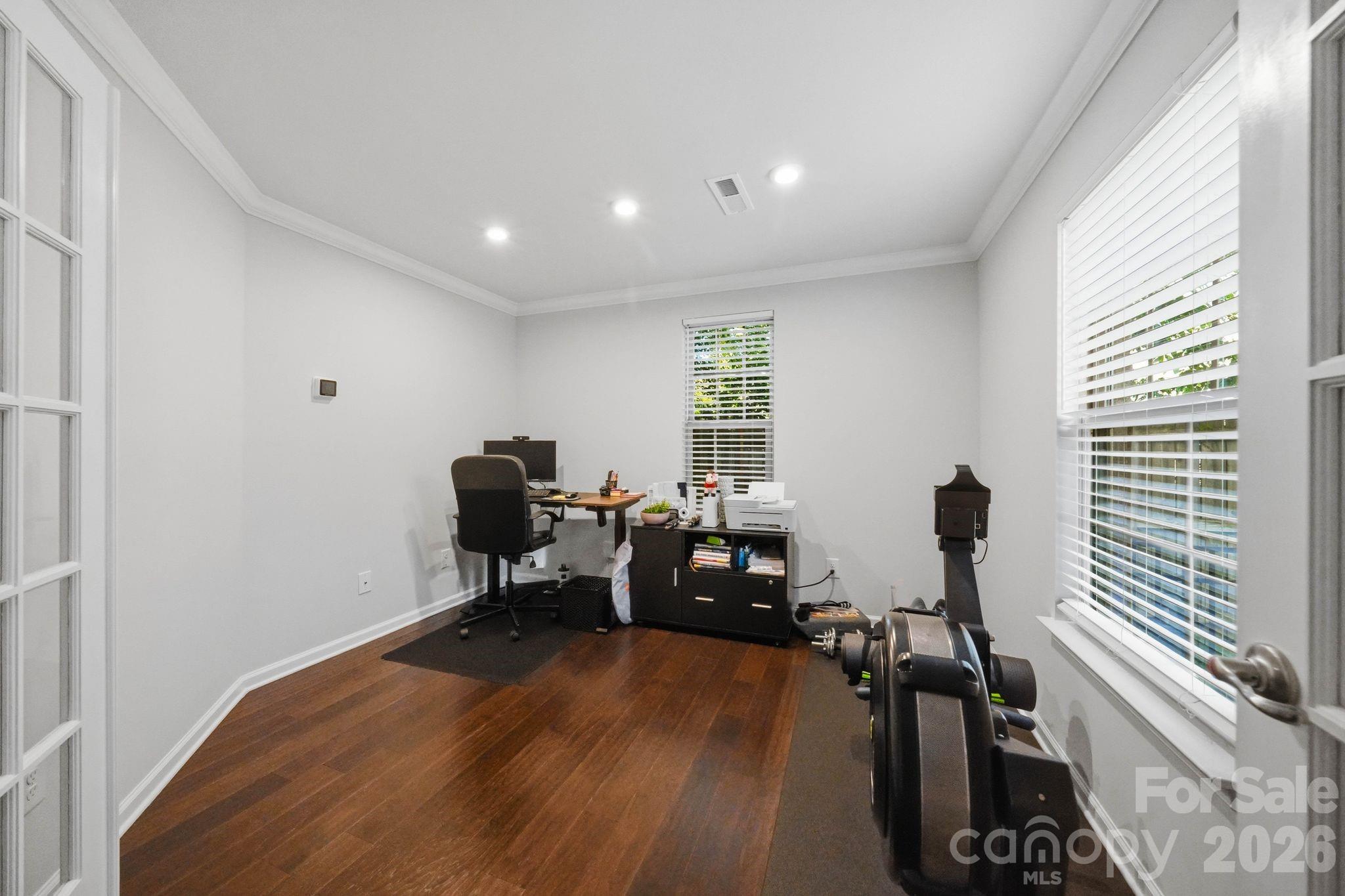 1221 Queen Lyon Court Charlotte NC 28205