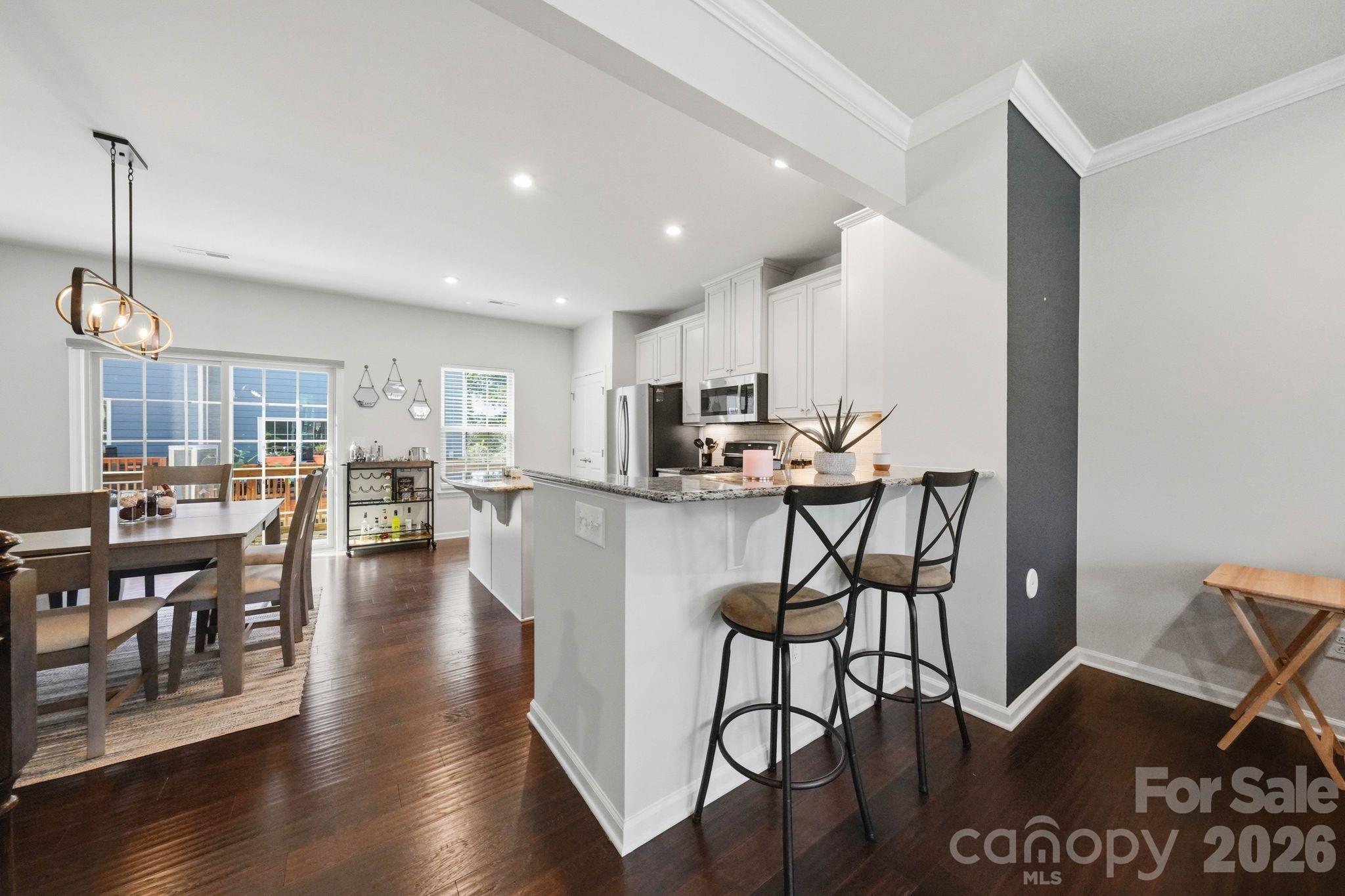1221 Queen Lyon Court Charlotte NC 28205
