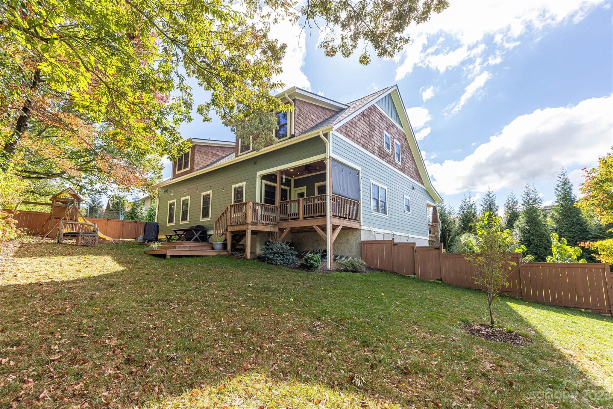 21 Shaker Court Asheville NC 28805