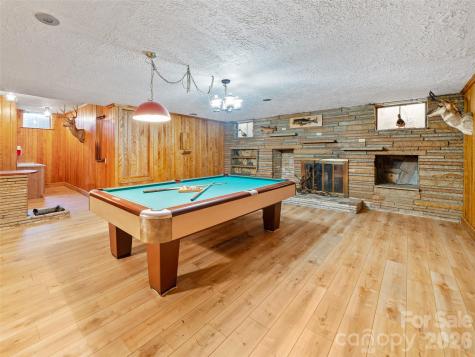 110 Crest View Road Burnsville NC 28714