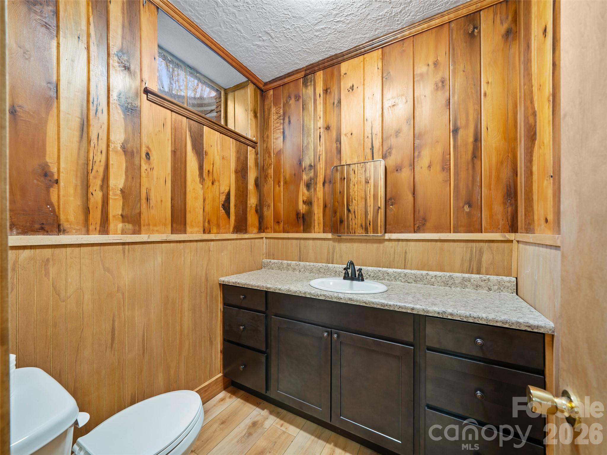 110 Crest View Road Burnsville NC 28714
