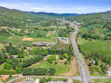 110 Crest View Road Burnsville NC 28714
