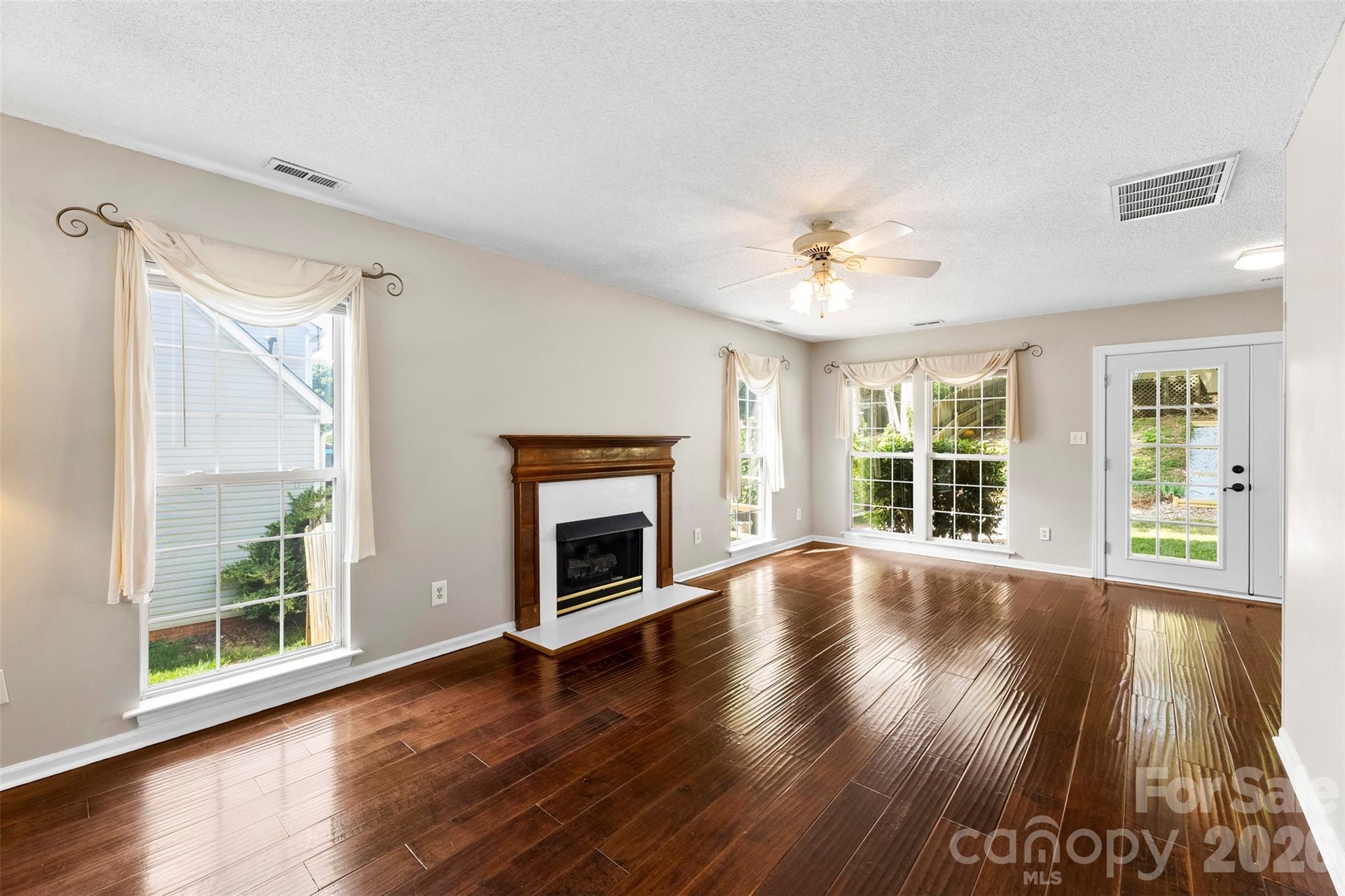 15027 Ashlight Drive Charlotte NC 28278