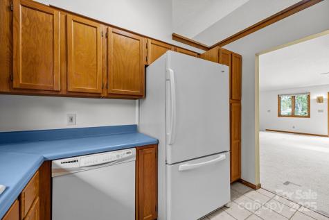 4 Zachary Ridge Road Asheville NC 28804