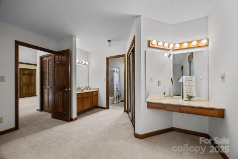 4 Zachary Ridge Road Asheville NC 28804
