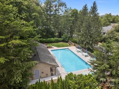 4 Zachary Ridge Road Asheville NC 28804