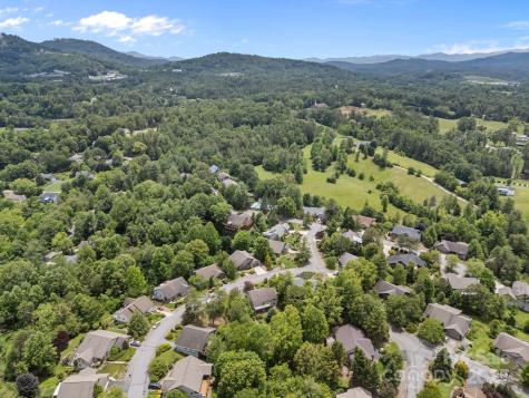 4 Zachary Ridge Road Asheville NC 28804
