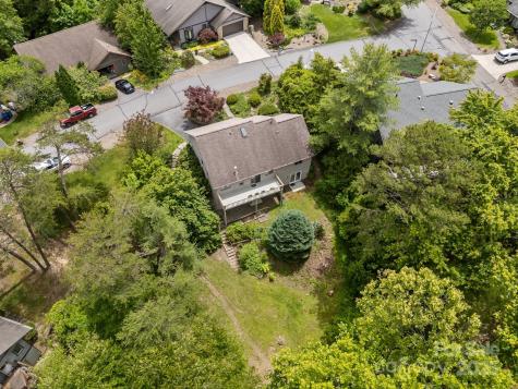 4 Zachary Ridge Road Asheville NC 28804