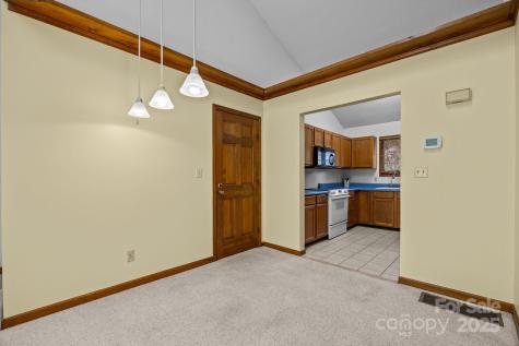4 Zachary Ridge Road Asheville NC 28804