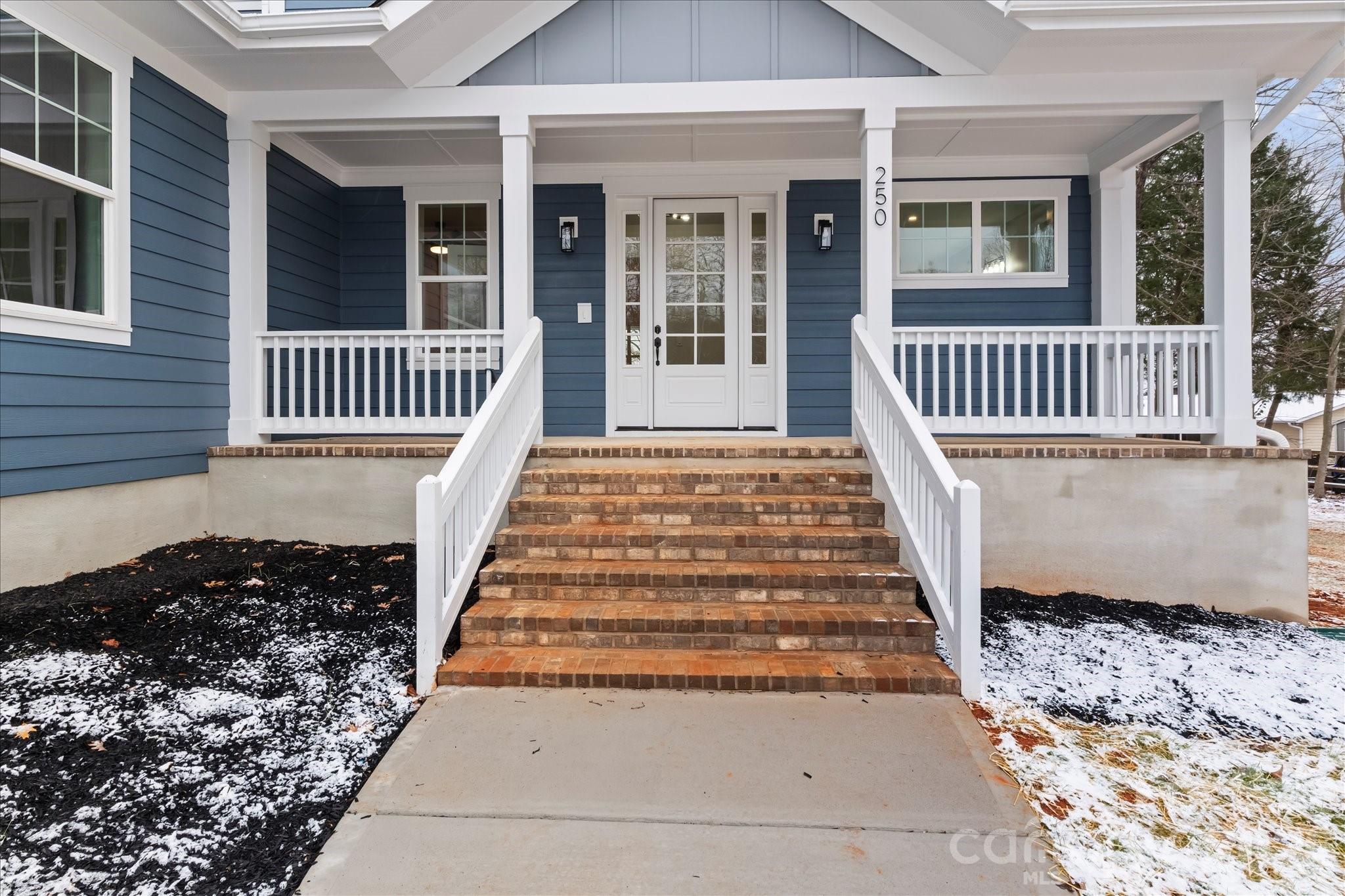 250 Crystal Circle Mooresville NC 28117