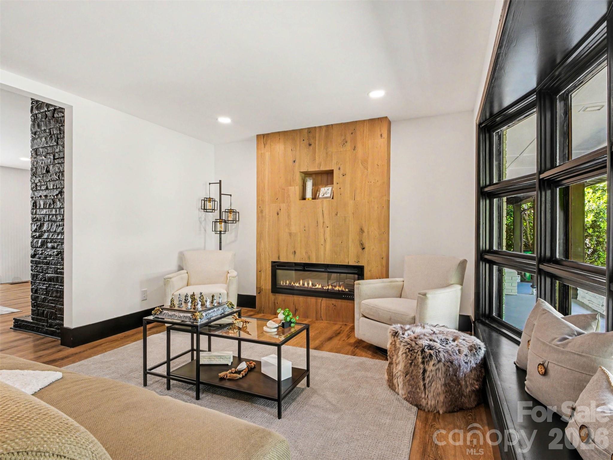 1831 Elizabeth Oaks Avenue Charlotte NC 28216