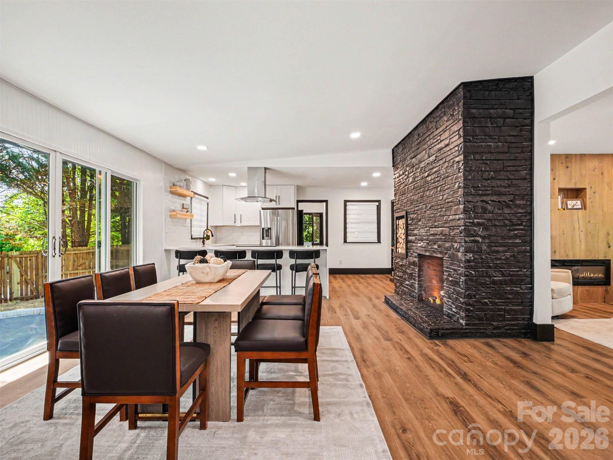 1831 Elizabeth Oaks Avenue Charlotte NC 28216