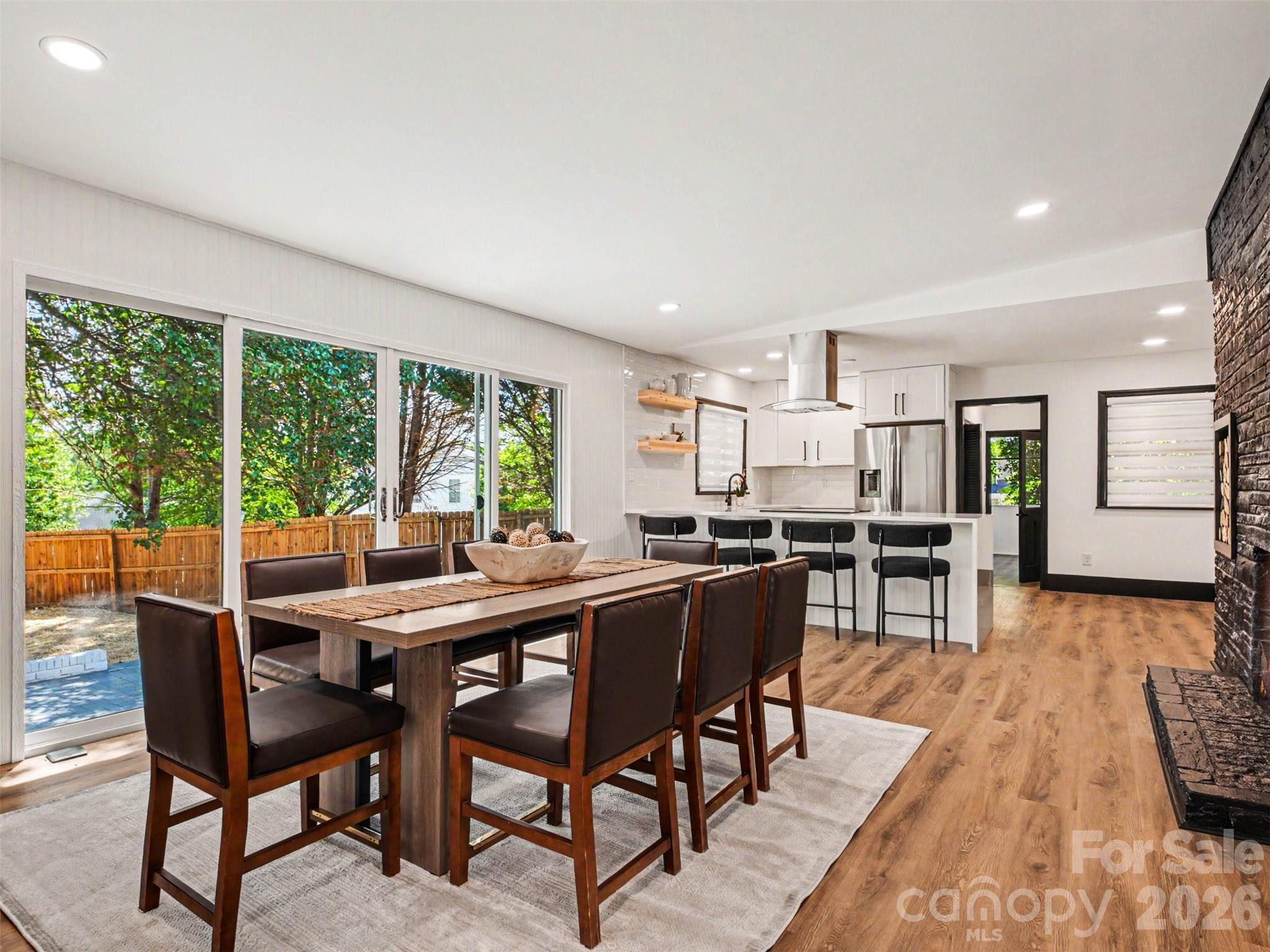 1831 Elizabeth Oaks Avenue Charlotte NC 28216