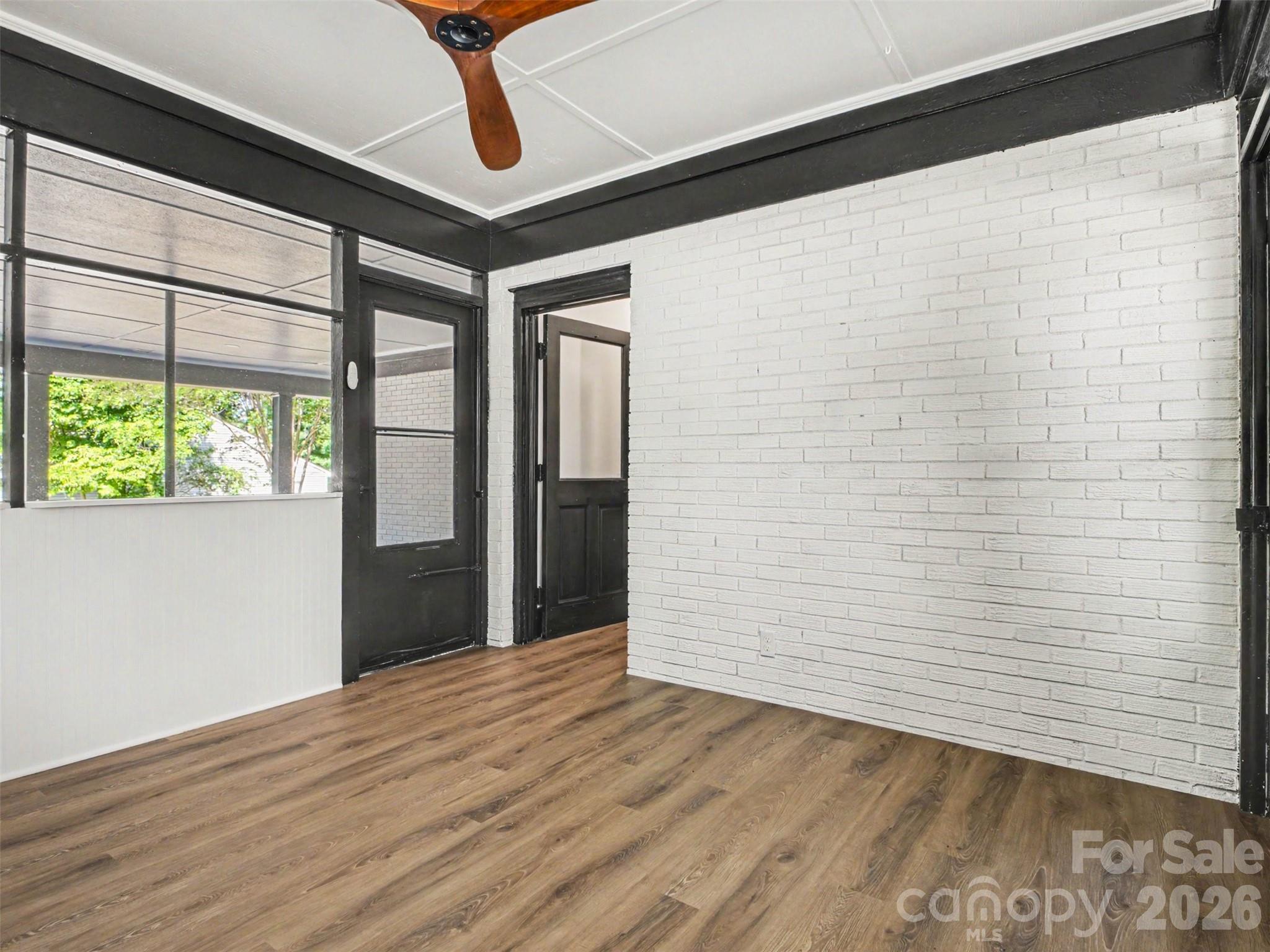 1831 Elizabeth Oaks Avenue Charlotte NC 28216