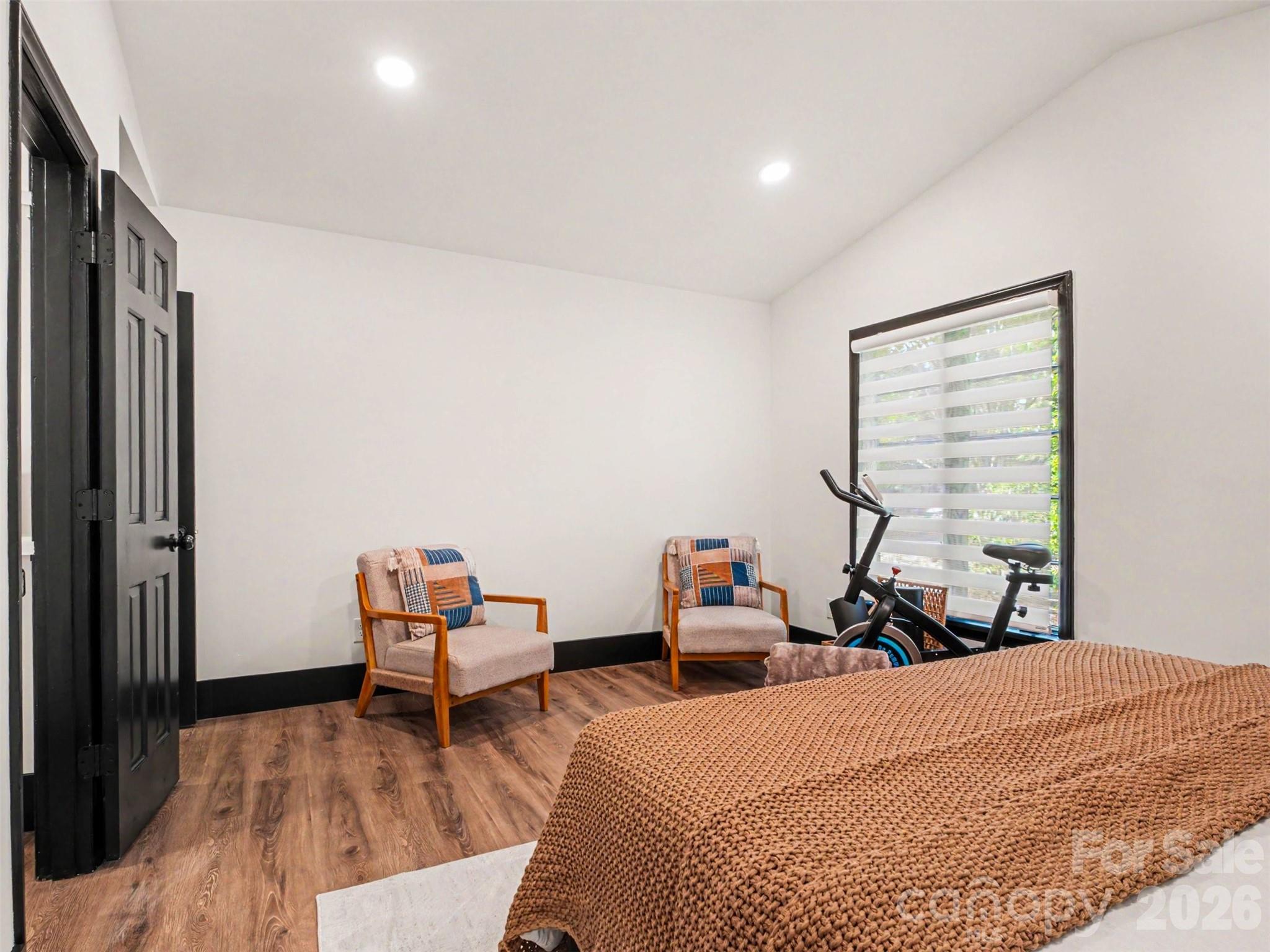 1831 Elizabeth Oaks Avenue Charlotte NC 28216