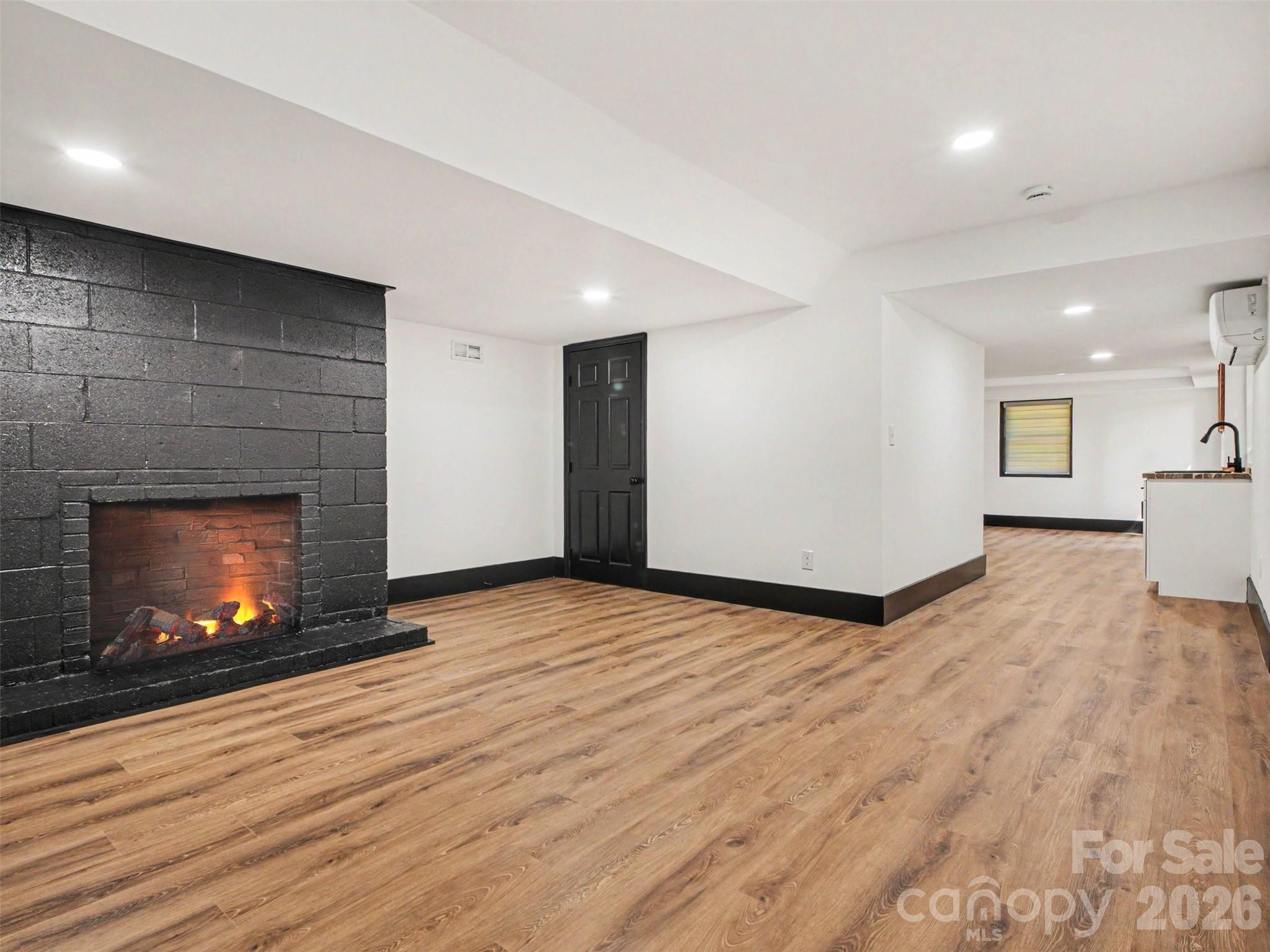 1831 Elizabeth Oaks Avenue Charlotte NC 28216