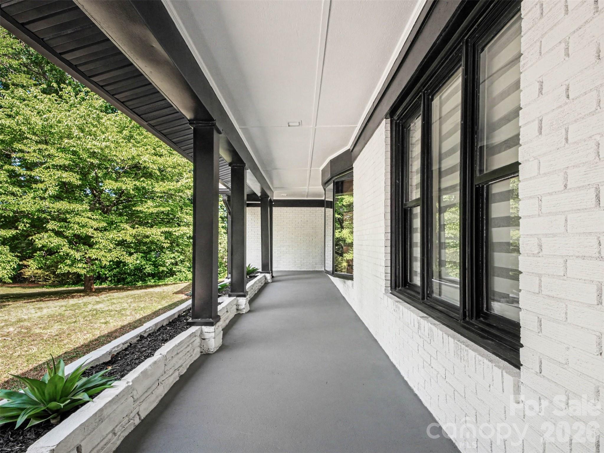 1831 Elizabeth Oaks Avenue Charlotte NC 28216