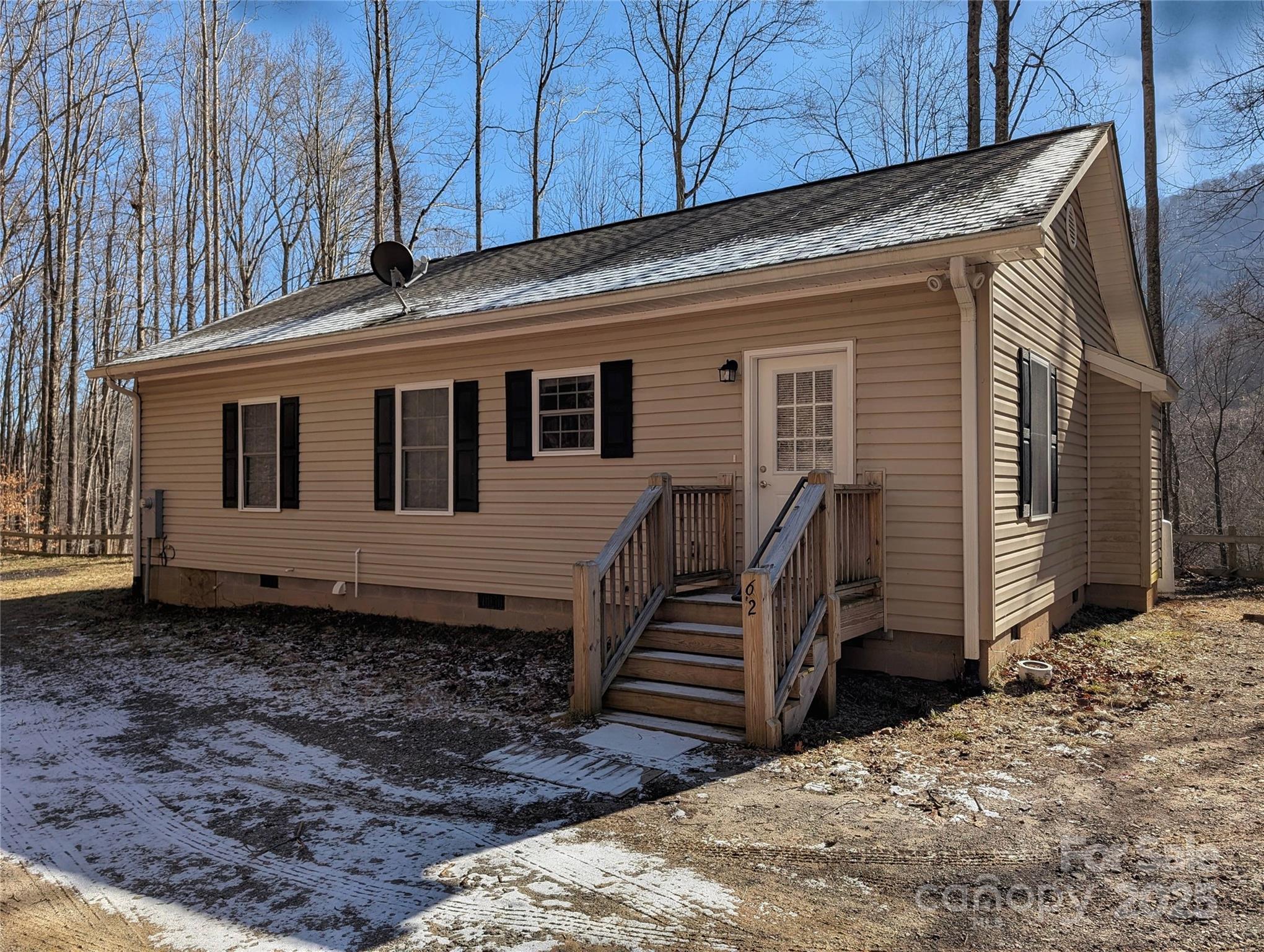 62 Robin Lane Waynesville NC 28786