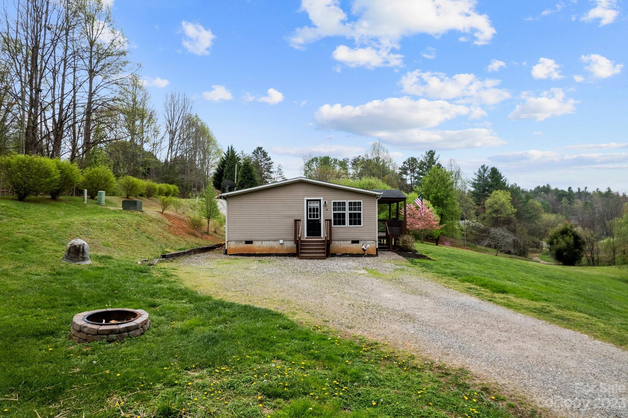 60 Anna Glenn Lane Weaverville NC 28787