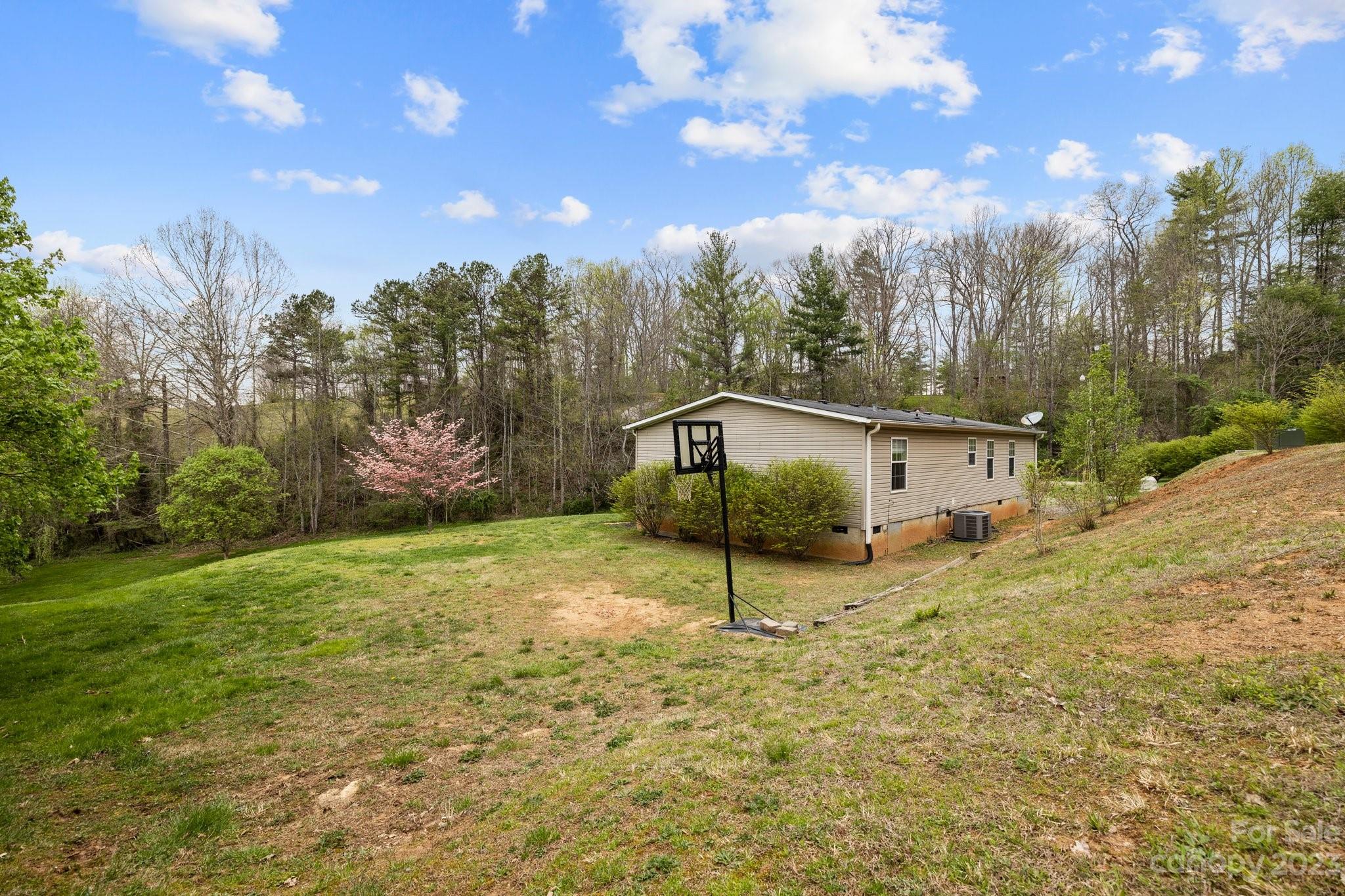 60 Anna Glenn Lane Weaverville NC 28787