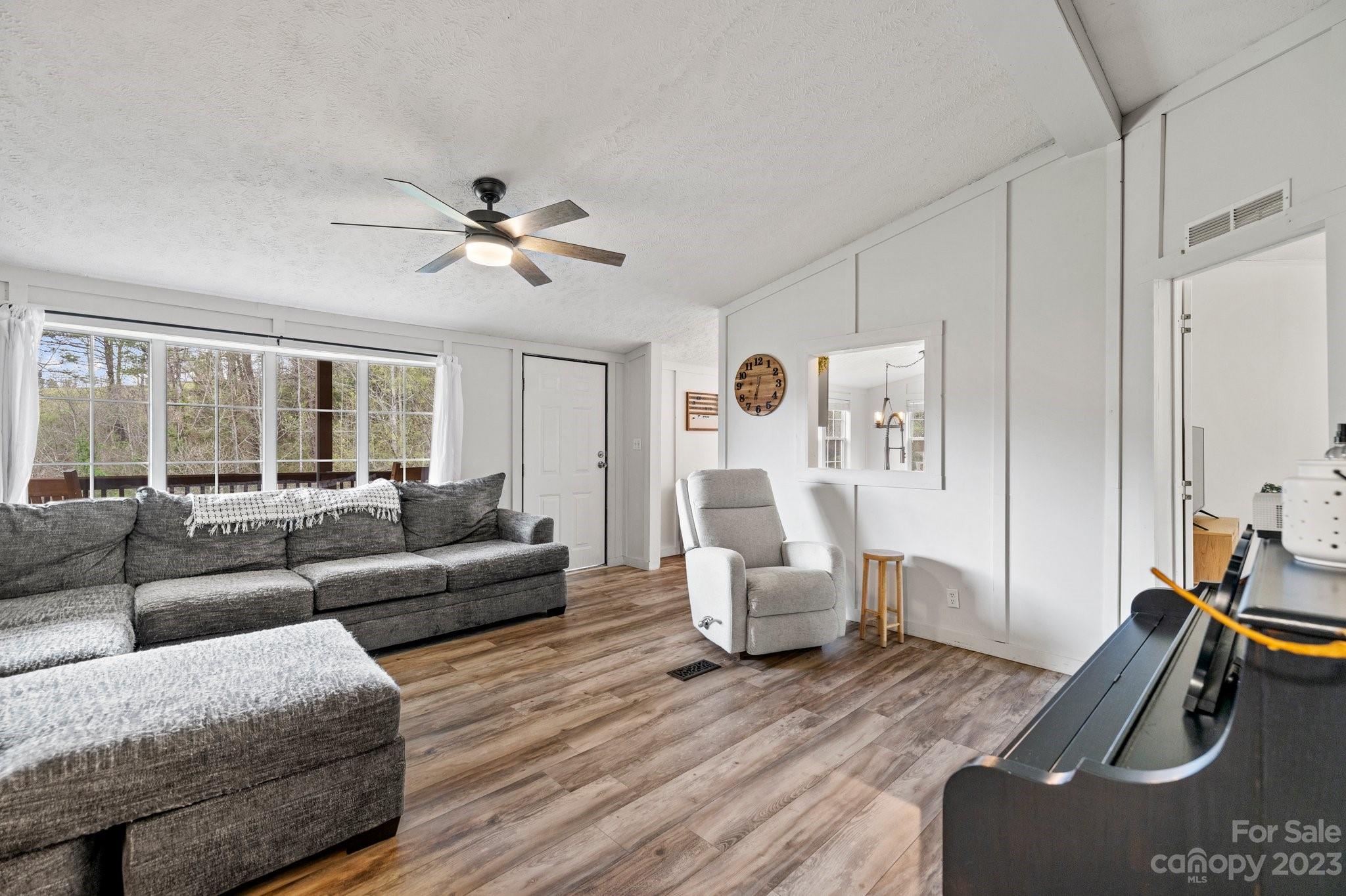 60 Anna Glenn Lane Weaverville NC 28787