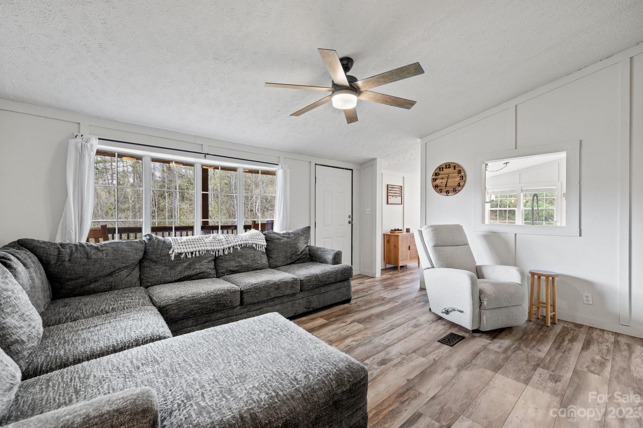 60 Anna Glenn Lane Weaverville NC 28787