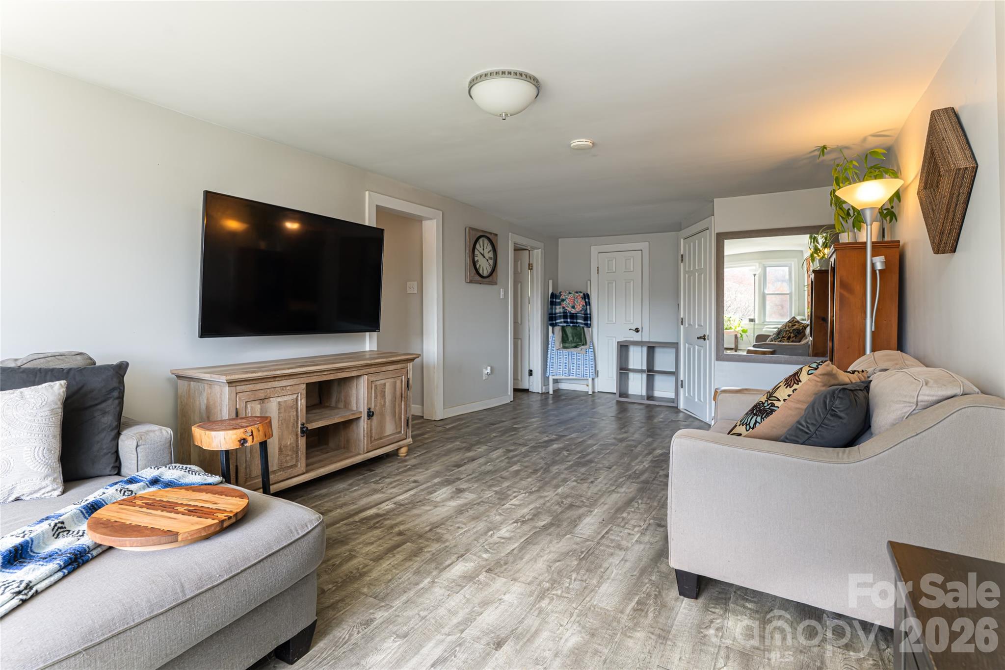 203 Pine Street Candler NC 28715