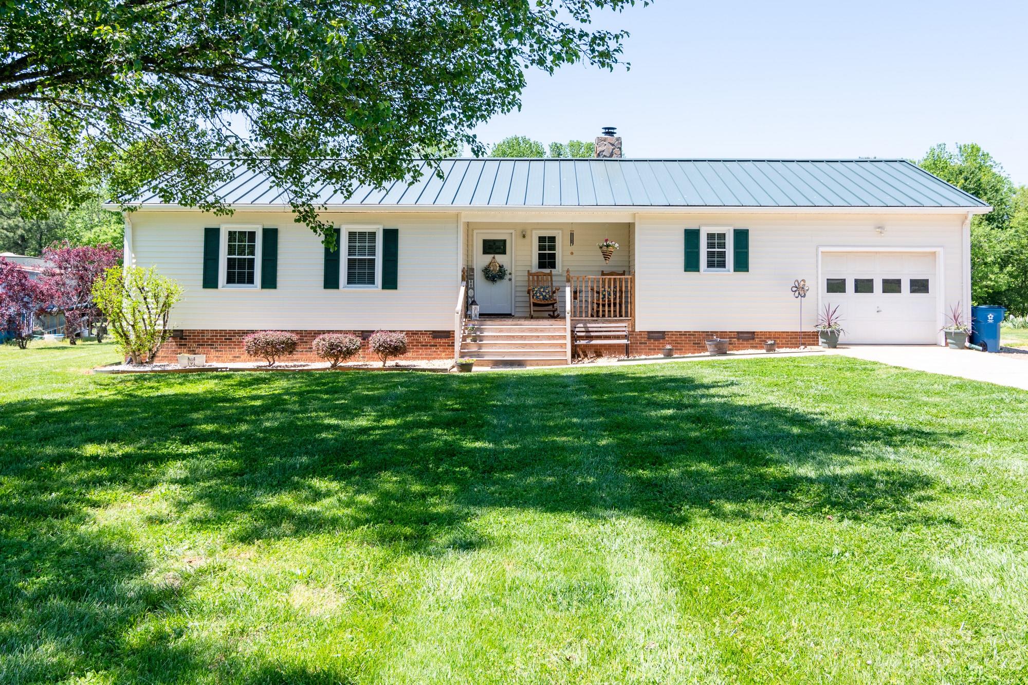 3752 Caldwell Road Newton NC 28658