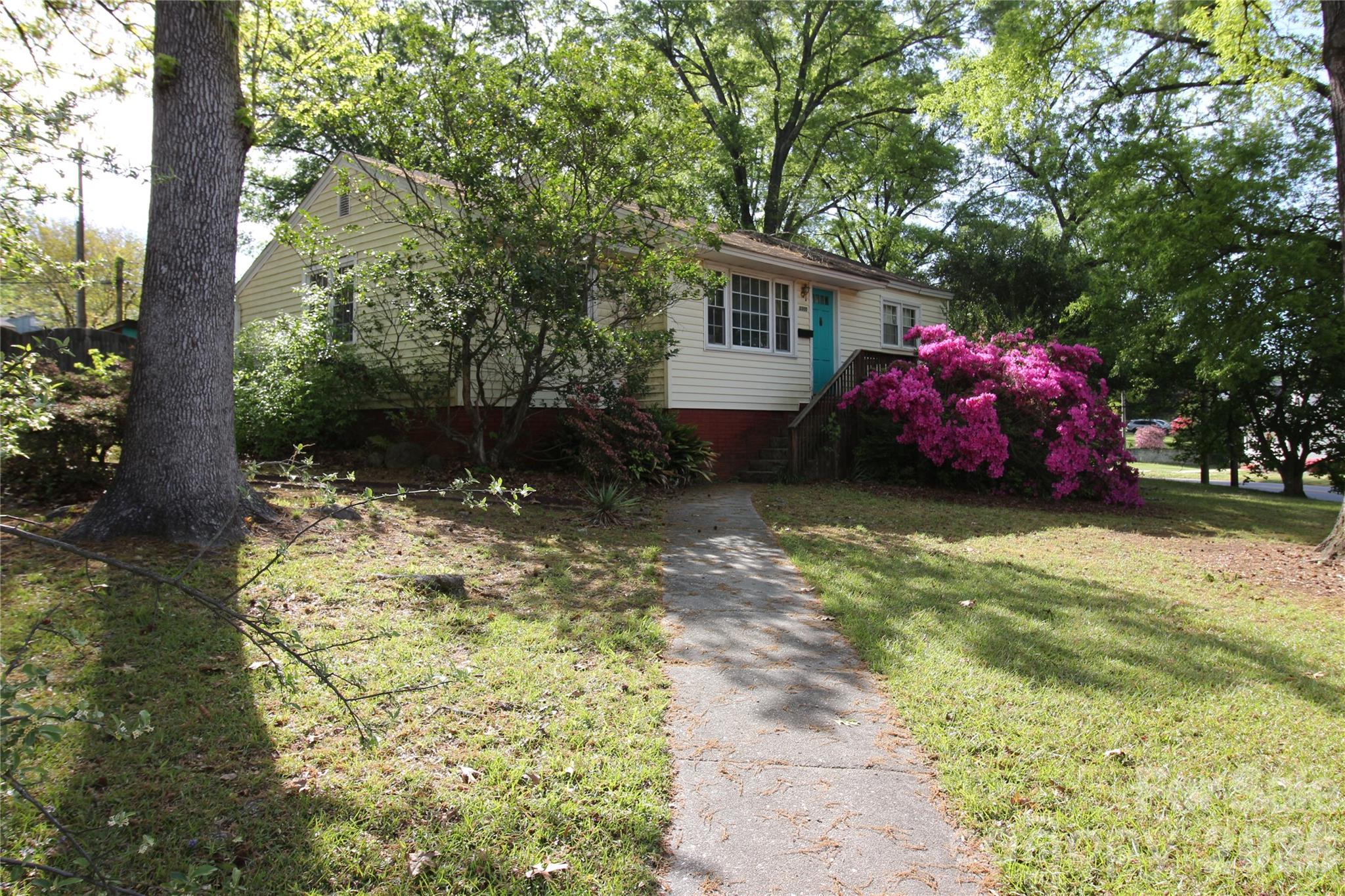 3300 Maywood Drive Charlotte NC 28205