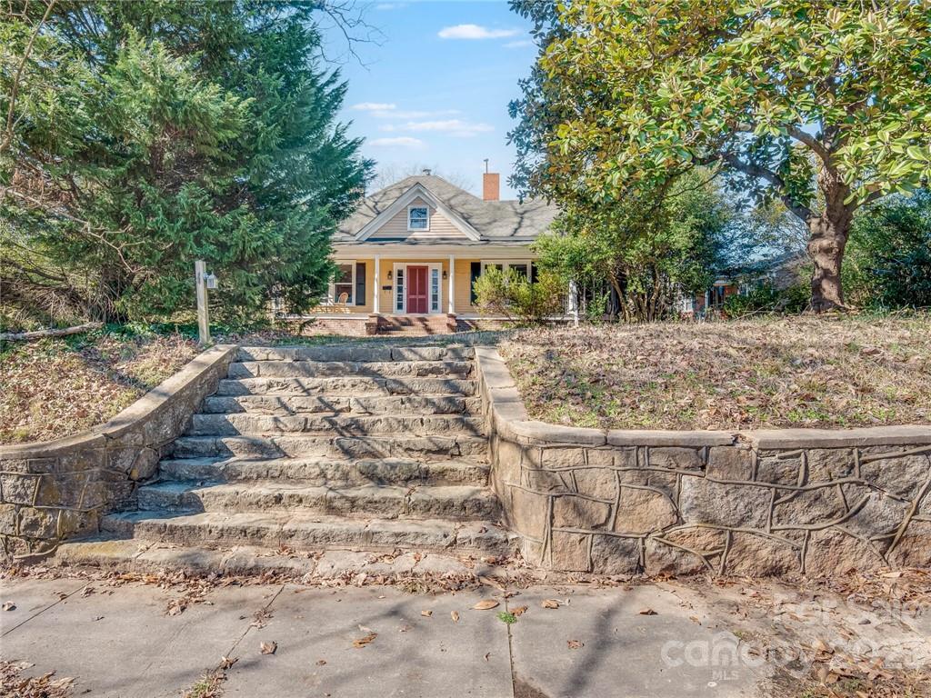 521 S Chester Street Gastonia NC 28052