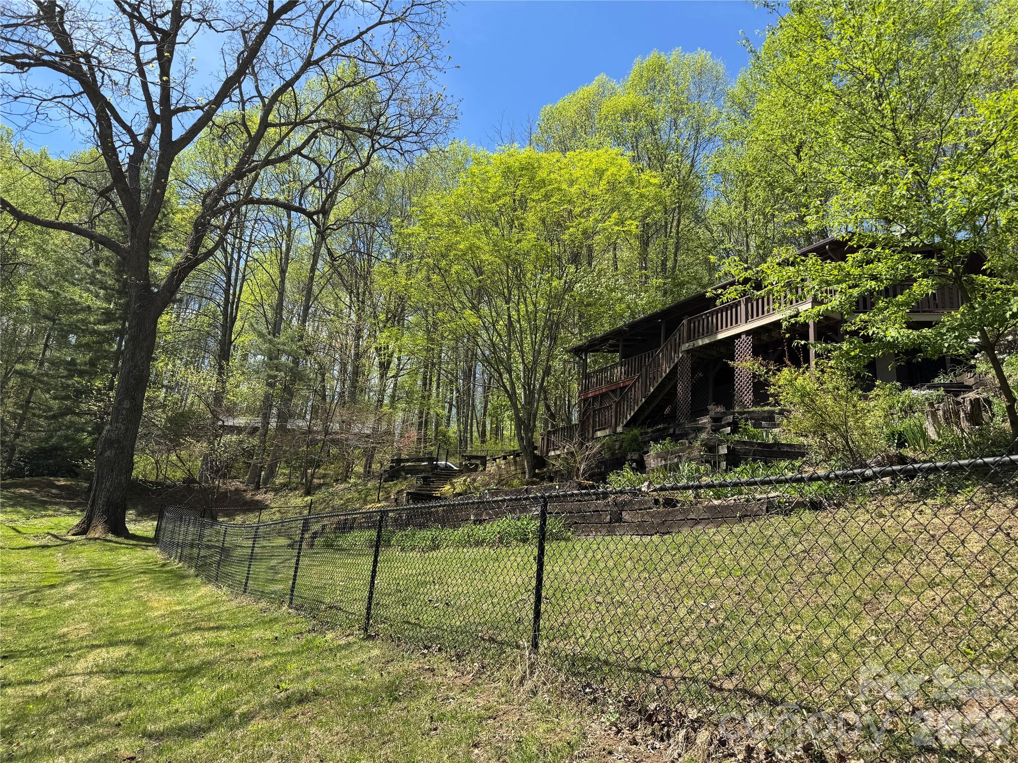 1618 Walnut Creek Road Waynesville NC 28786
