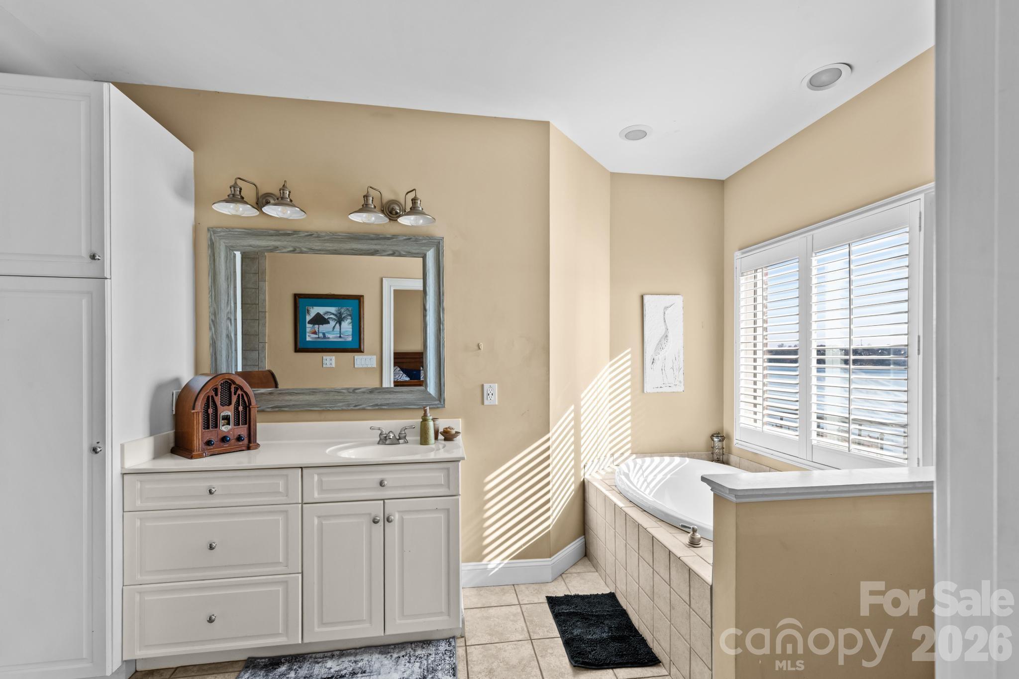 121 Pleasant Pointe Drive Hickory NC 28601