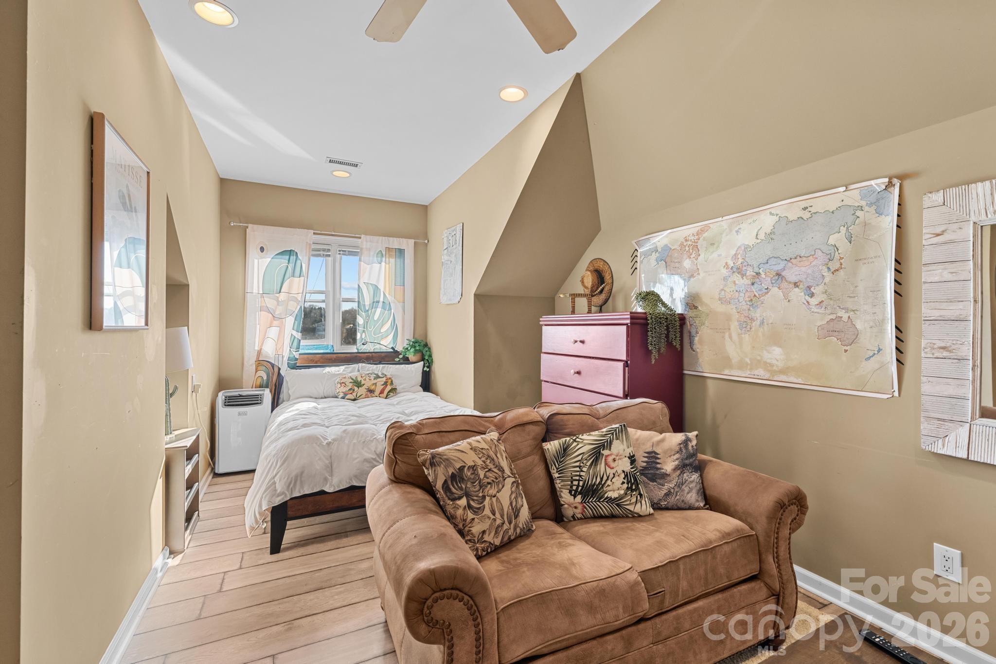 121 Pleasant Pointe Drive Hickory NC 28601