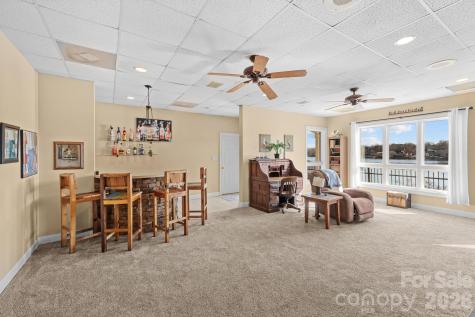 121 Pleasant Pointe Drive Hickory NC 28601