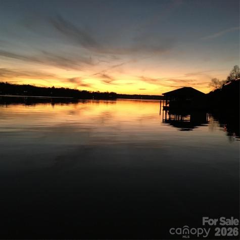 121 Pleasant Pointe Drive Hickory NC 28601