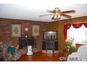 32 Mckinney Road Asheville NC 28805
