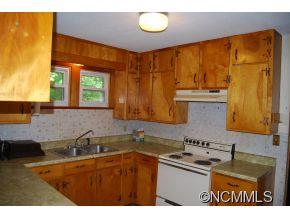 32 Mckinney Road Asheville NC 28805