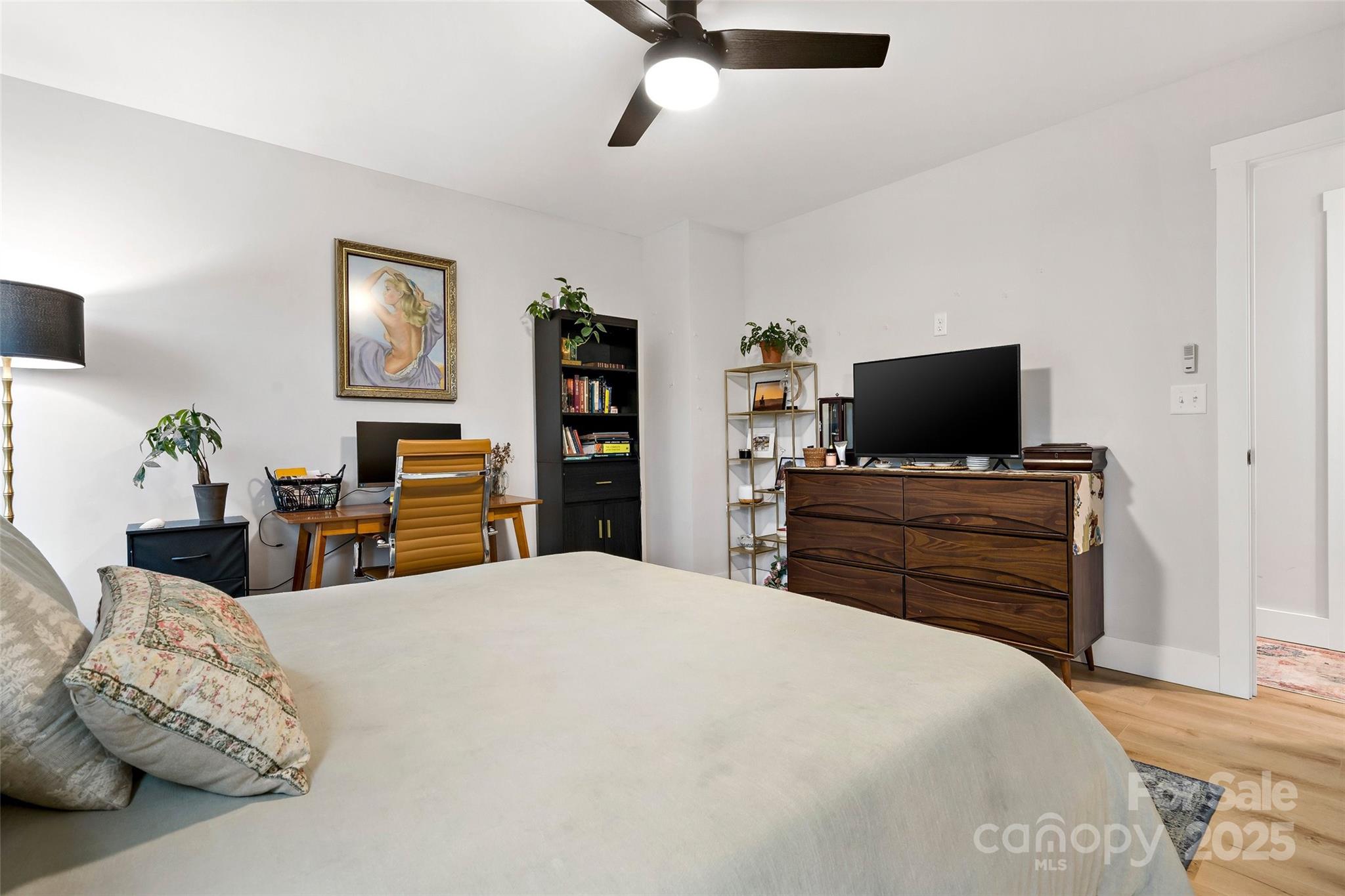 39 W Holly Ridge Drive Old Fort NC 28762