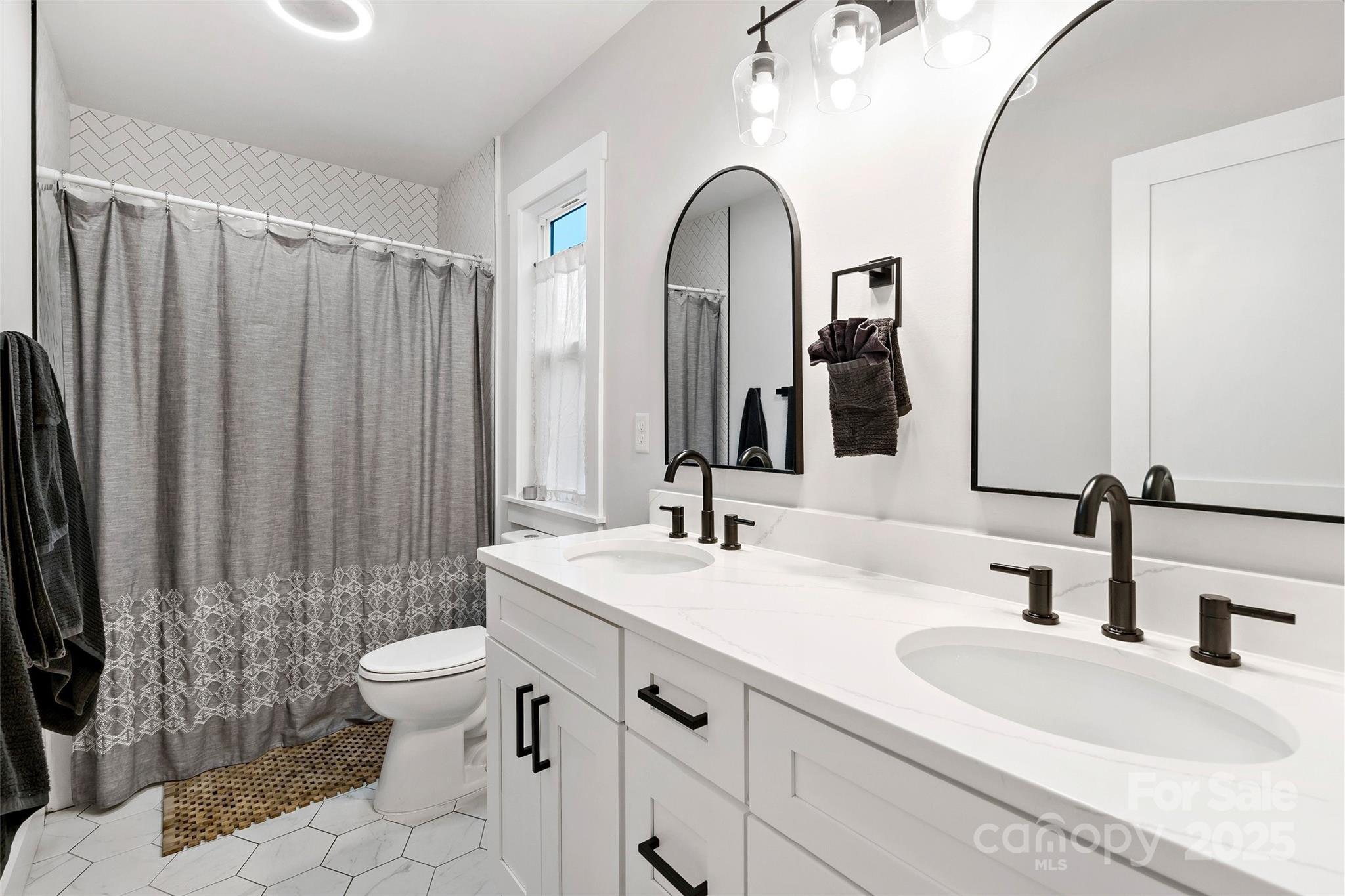 39 W Holly Ridge Drive Old Fort NC 28762
