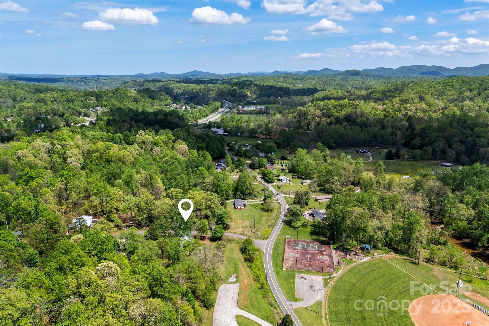39 W Holly Ridge Drive Old Fort NC 28762