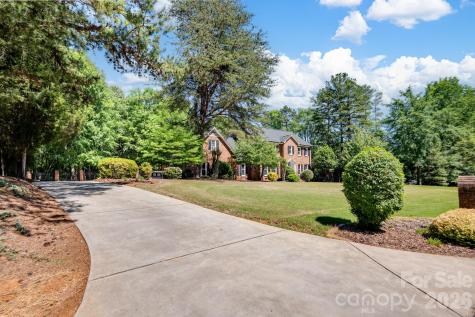 918 Hanover Drive NW Concord NC 28027