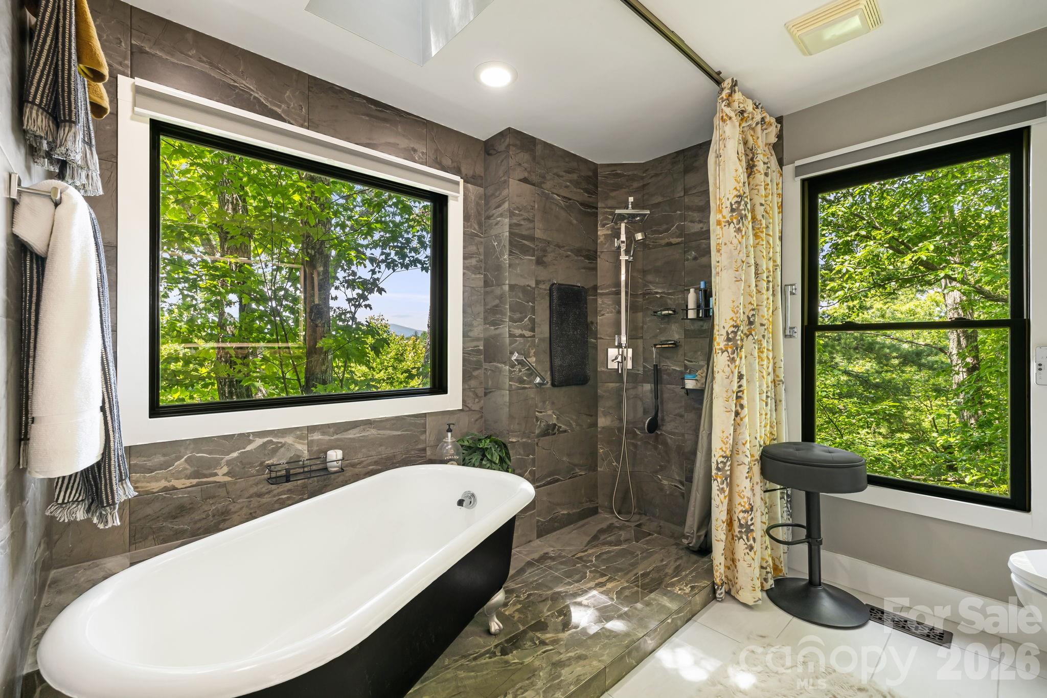 5 Saddle Ridge Fletcher NC 28732