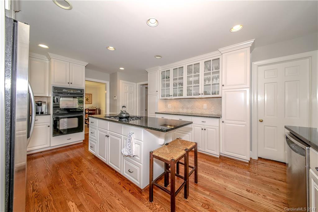 2636 Inverness Road Charlotte NC 28209