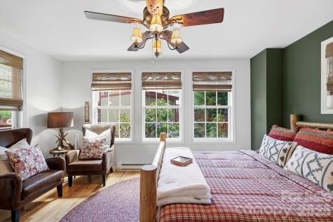 107 5th Street Black Mountain NC 28711
