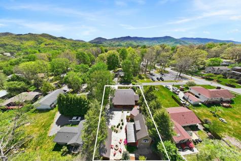 107 5th Street Black Mountain NC 28711